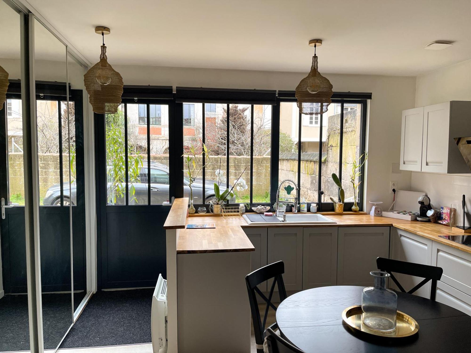Maison + Parking Prive Au Coeur Angouleme 60M2 Экстерьер фото