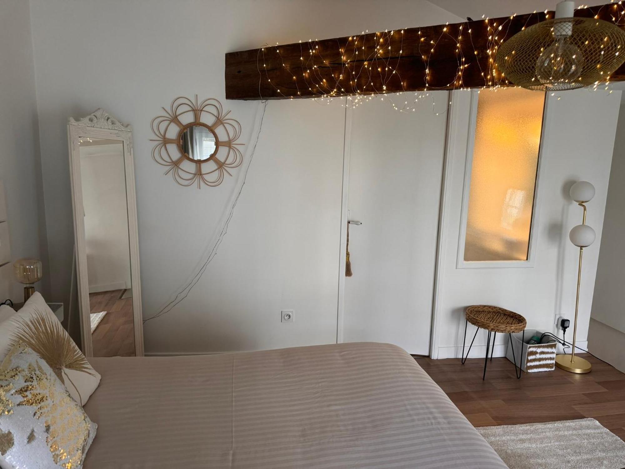 Maison + Parking Prive Au Coeur Angouleme 60M2 Экстерьер фото